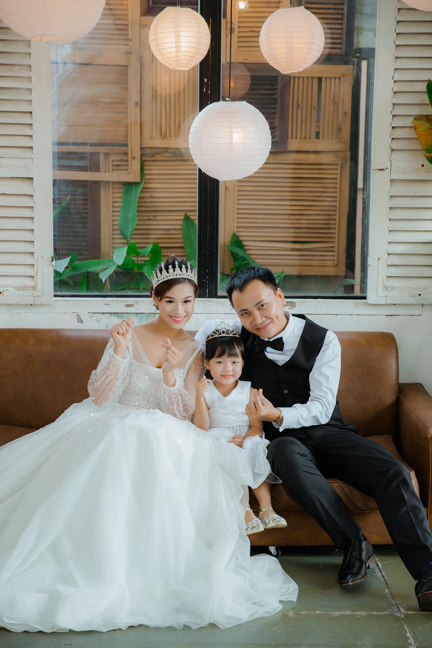 Chụp ảnh cưới gia đình như thế nào gây ấn tượng với mọi người?