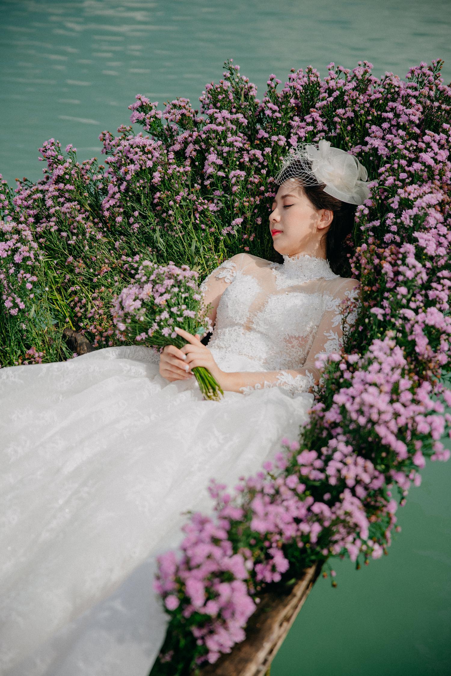 Trang điểm cô dâu tại nhà tp hcm - Bỏ túi những xu hướng trang điểm cô dâu đẹp mê mẩn