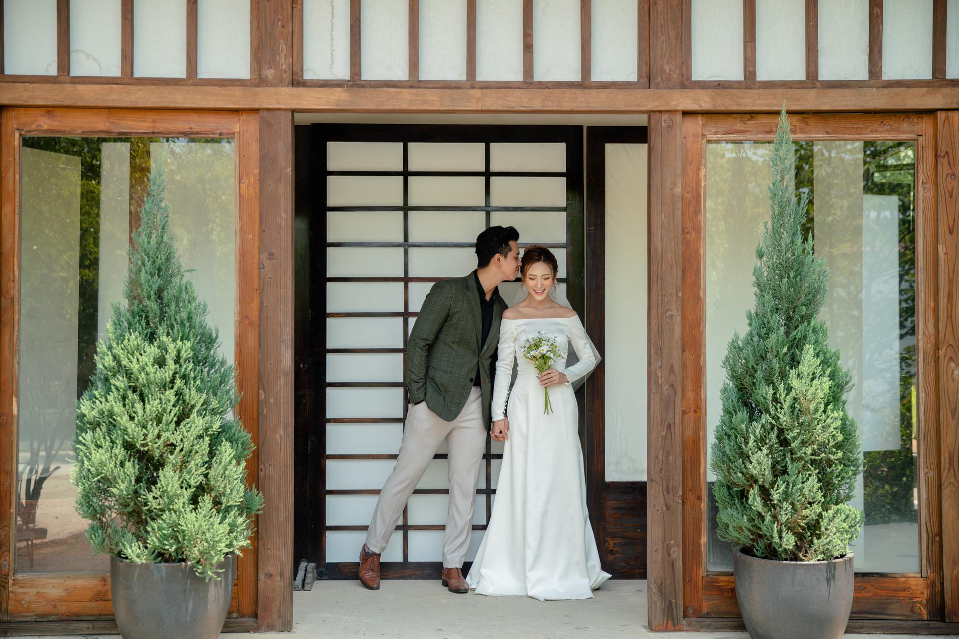 Chụp hình cưới tại phim trường Long Island Q9 - Amie De Charme